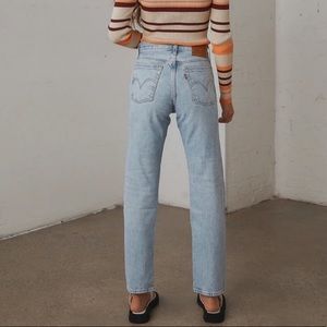 NEW Levi’s Wedgie Straight Jeans 28 Montgomery Wash